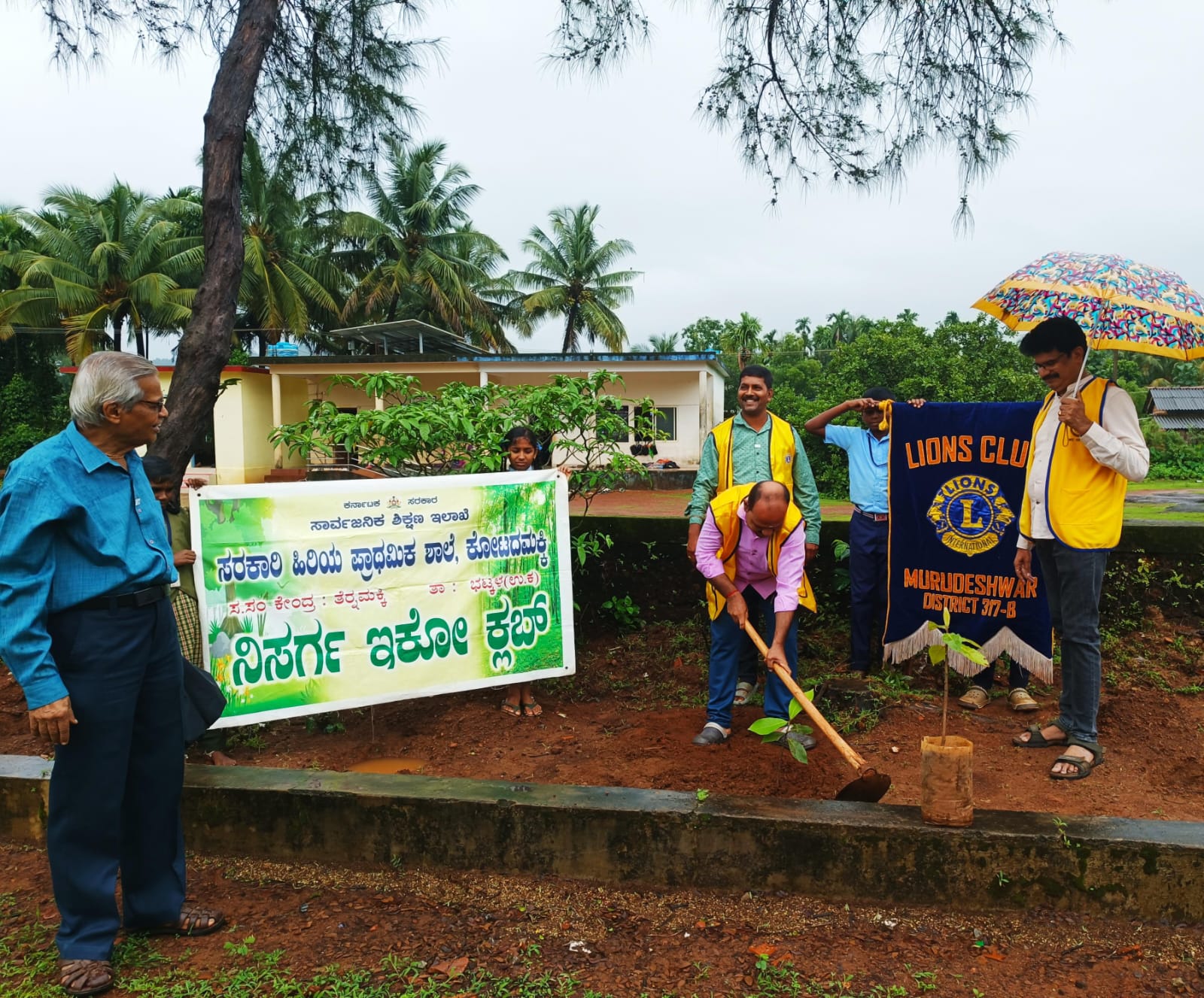 PLANTING THE PLANTS THROUGH ENVIRONMENT AWARENESS.