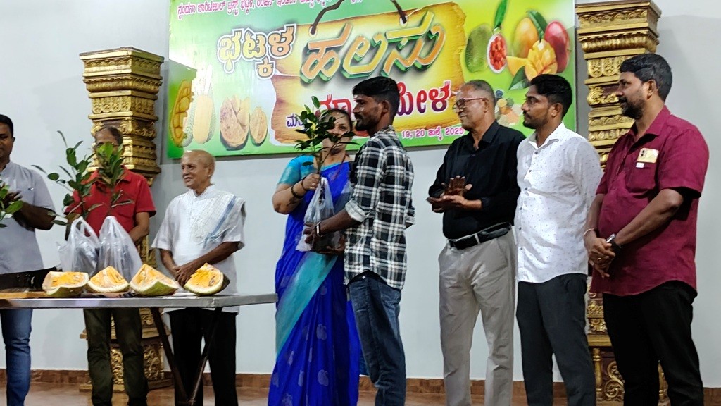 PARTICIPATED AND DONATED TO BLOCK LEVEL "HALASU MELA".