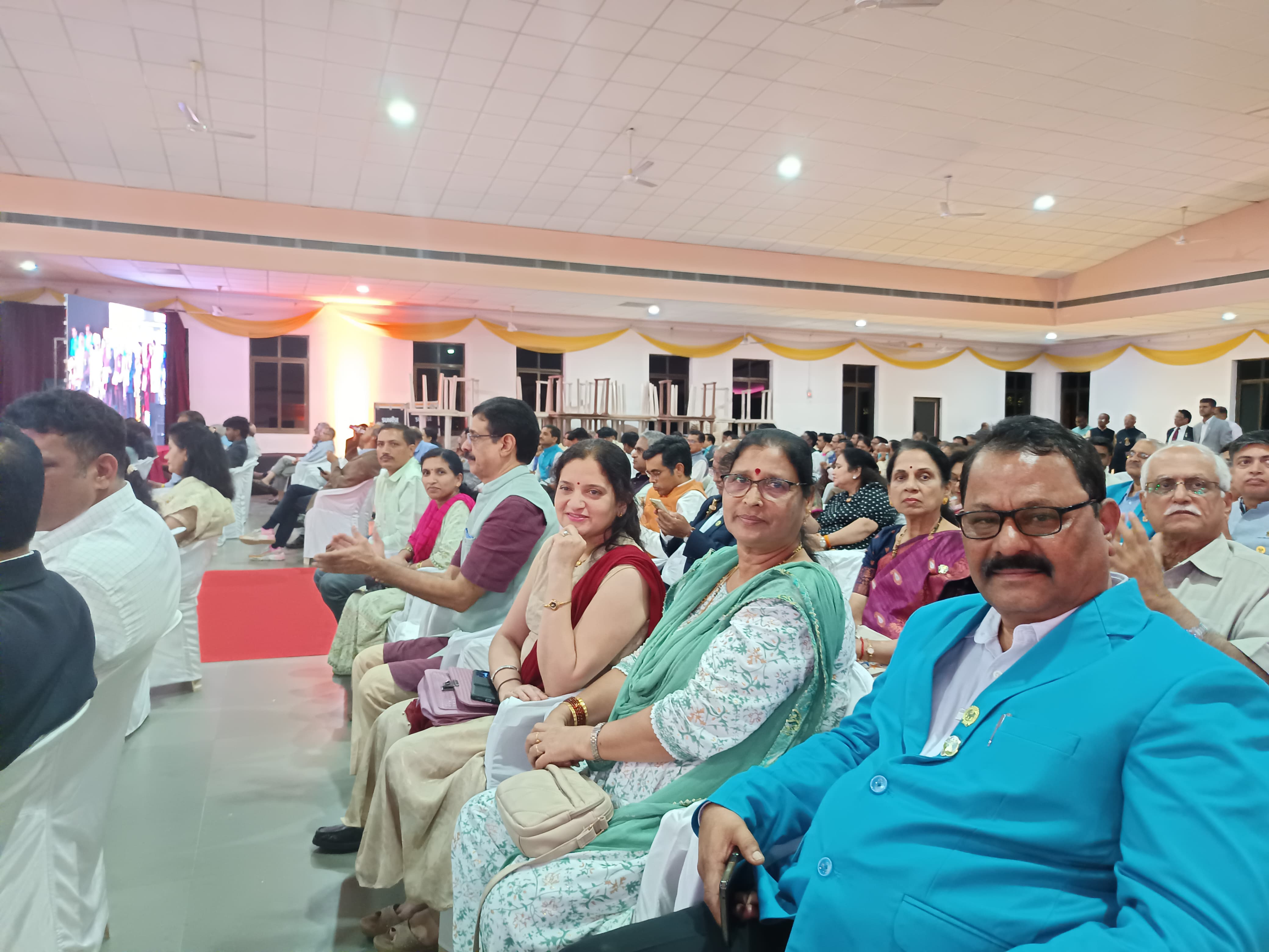 district Cabinet Instalation