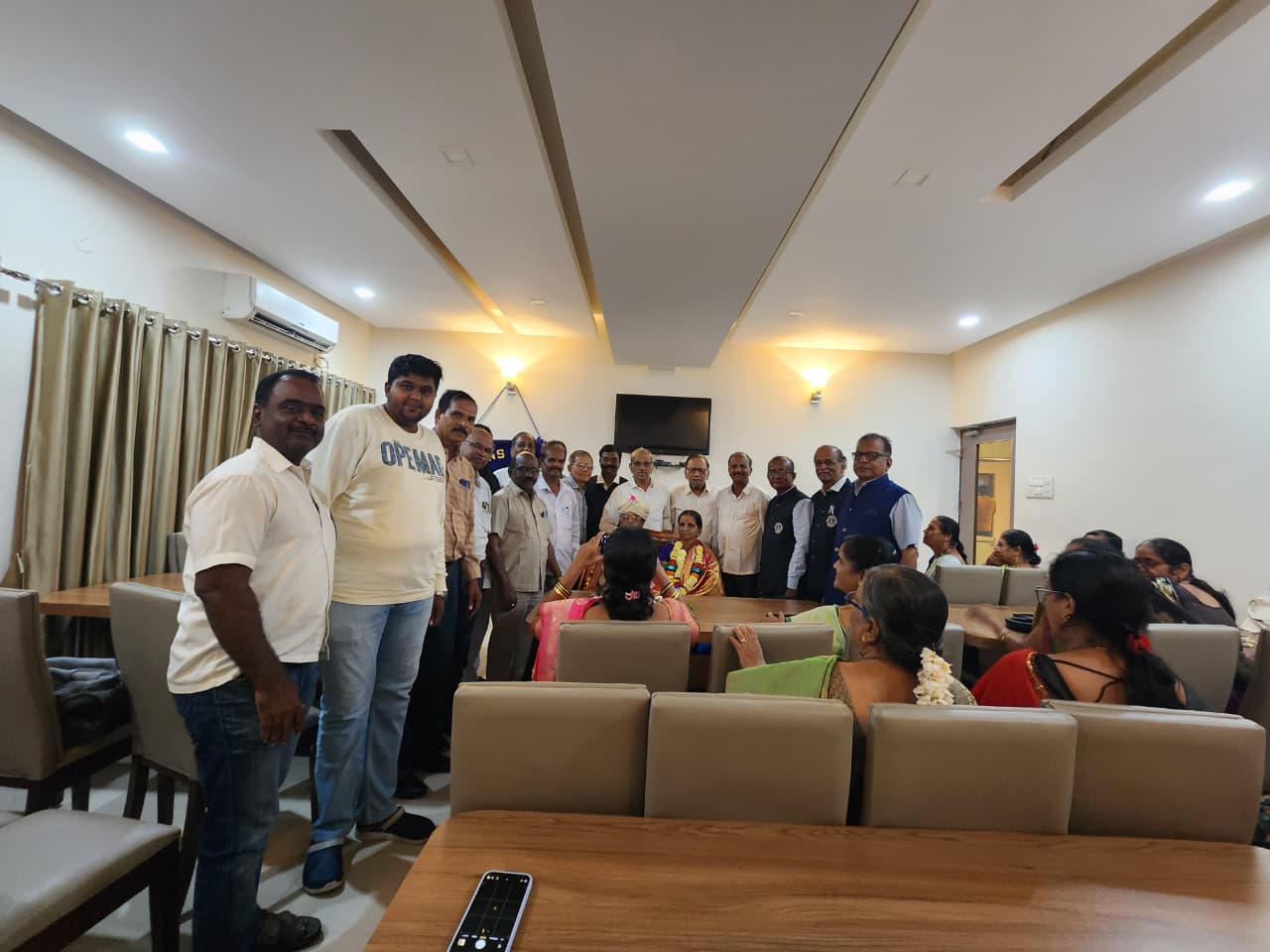 FELICITATING THE SENIOR CITIZENS