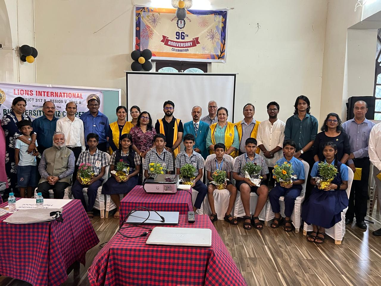 Visit to lions club of Mapusa Suburban at Saligaon Association