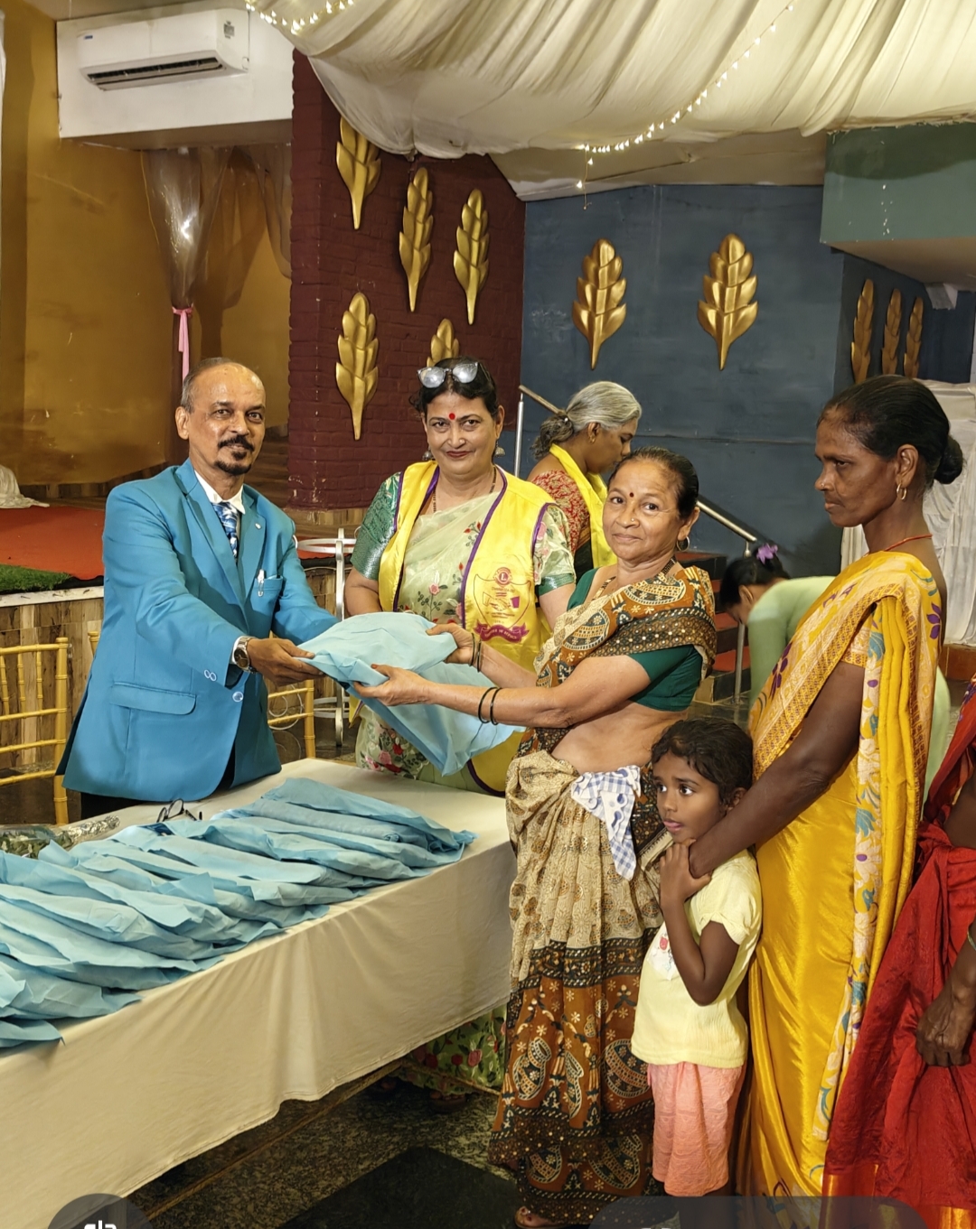 Annual distribution of Ganesh Chaturthi hampers to 30 Village ladies in adopted village of Sulbhat Pilar 