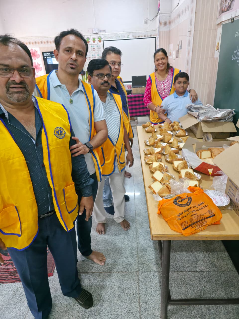 Saturday, 23rd August 2025, we the P.S.T. of Lions Club of Hubli City organized a heartfelt activity at Manovikal Government School for Mentally Challenged Girls.
