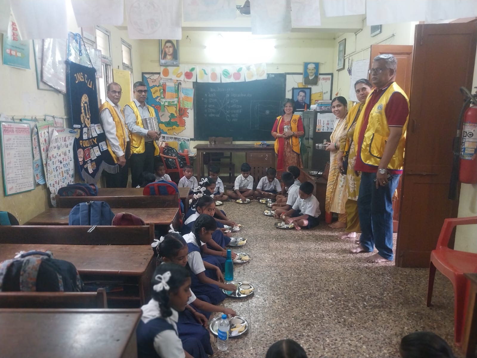 Annadan at Govt Primary school, Khadpabandh, Ponda