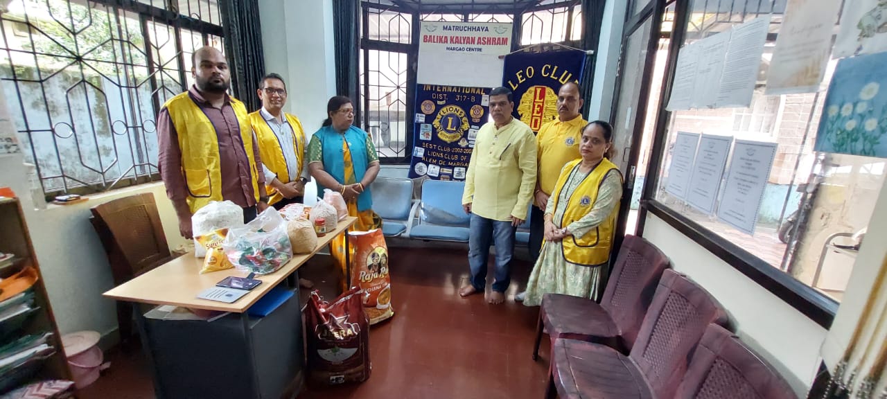 Providing household items to Balika Kalyan Ashram (Orphanage) 