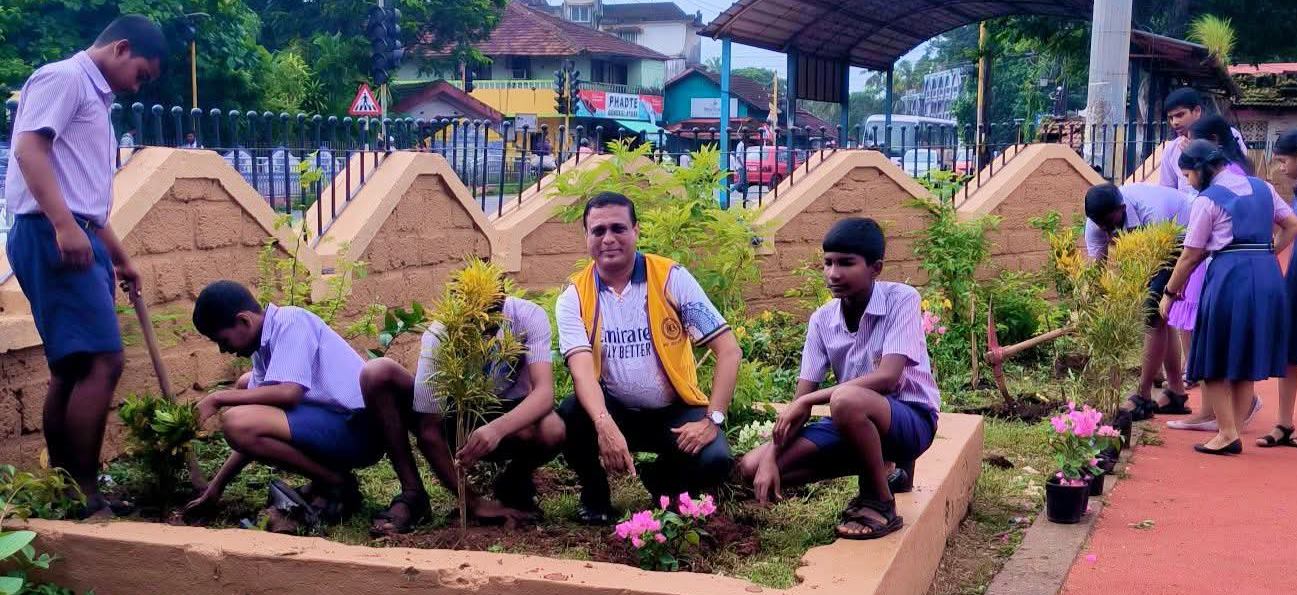 Visited Lions Club Of NAvelim With UNSDG Goal No 7 On Environment at Rosary High School at Navelim