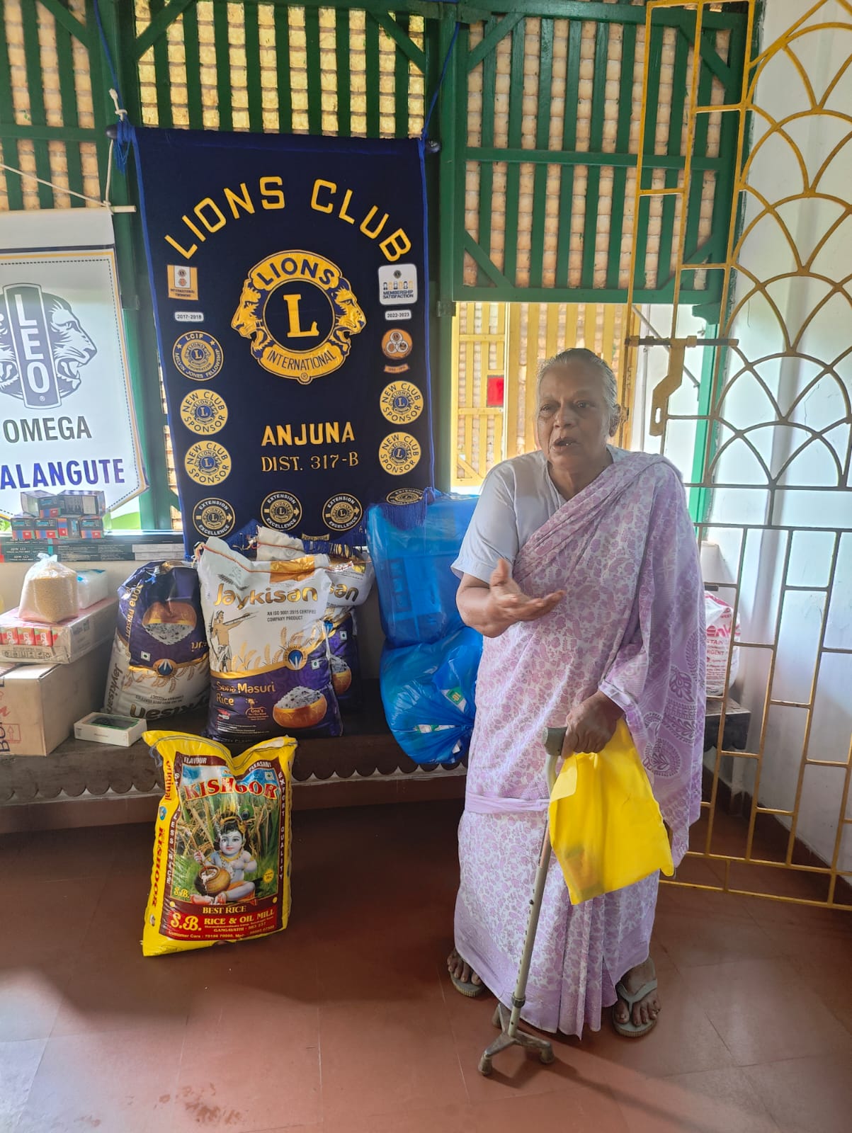 Visit to Lions Club Of Anjuna at ishapremi  Niketan old age home Assagaon