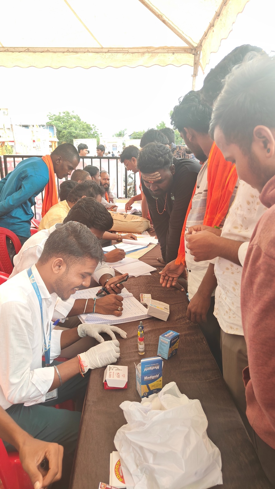 Blood Group Checking & Donor Database Drive at Hindu Mahaganapati Utsav – Sindhanur