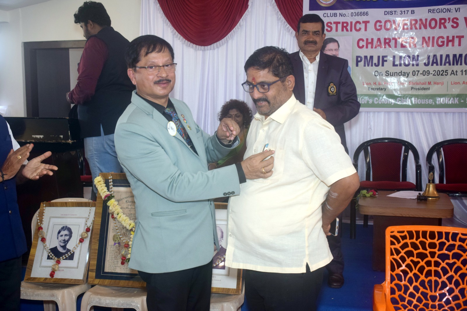 DISTRICT GOVENOR 'S OFICIAL VISIT TO THE CLUB