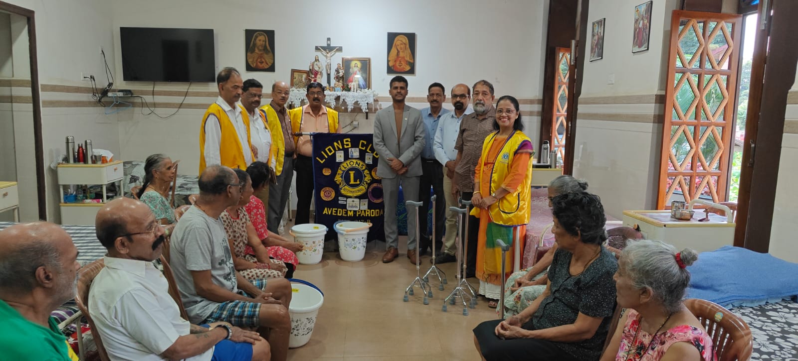 visit to old age home in chandor Goa. 