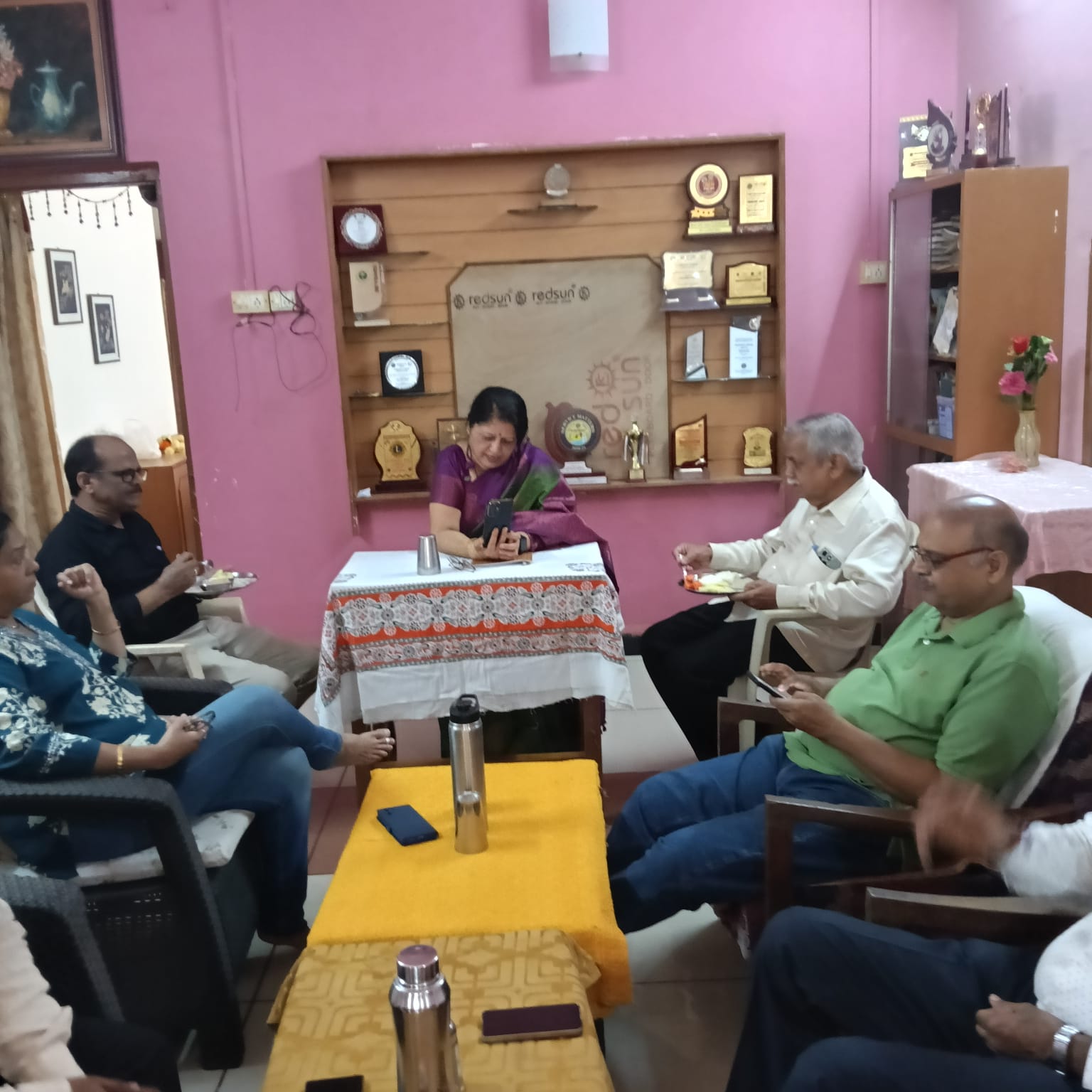 Discussing and exhorting Club Presidents and Secretaries of the clubs of Region to increase membership