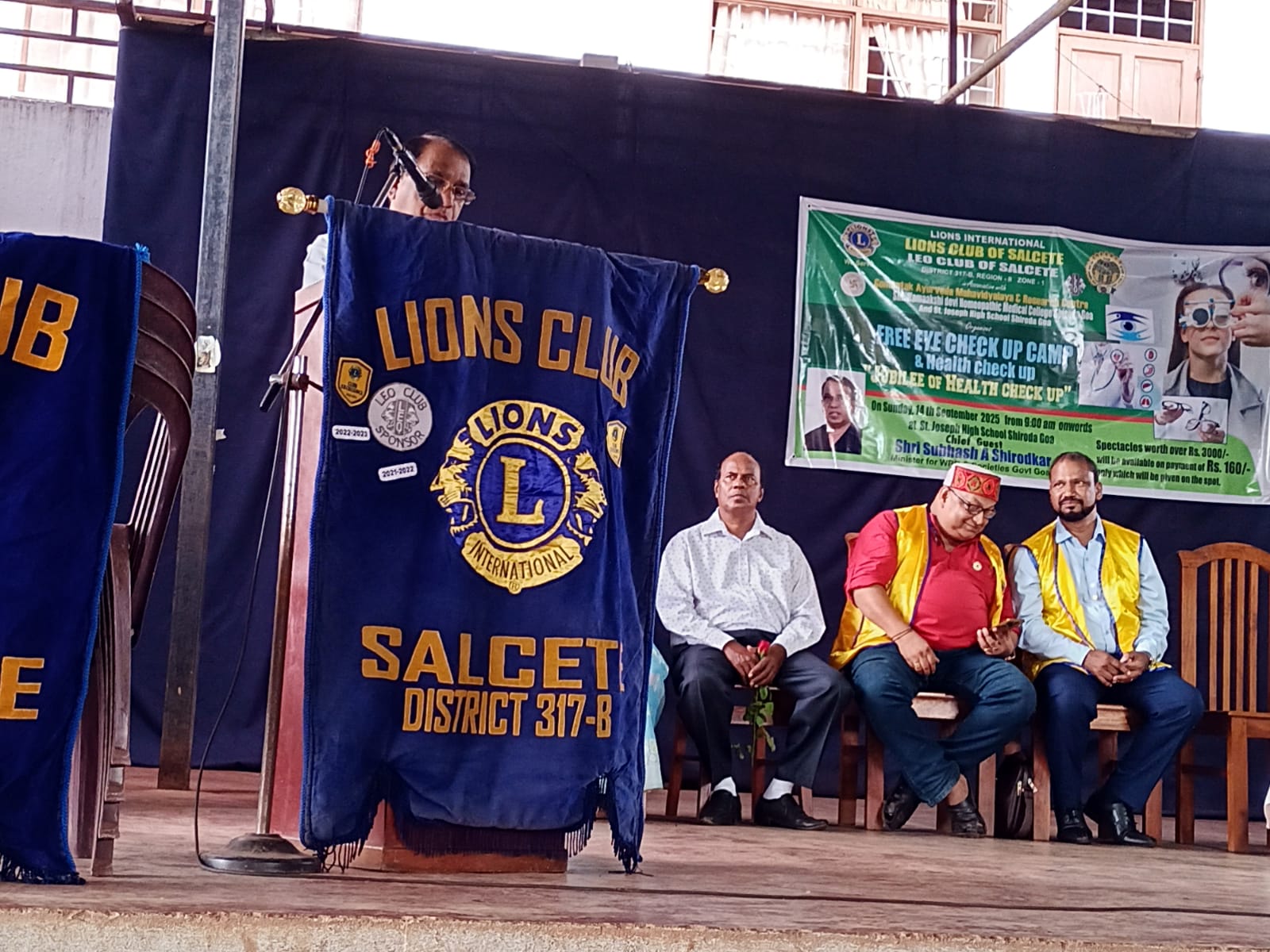 Free eye check up camp 