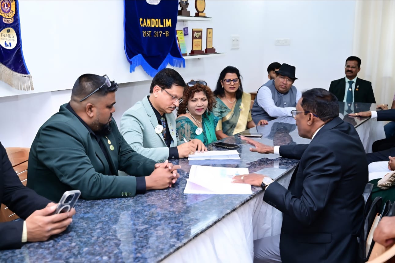 Minutes book and Attendance Register with Agenda /Minutes