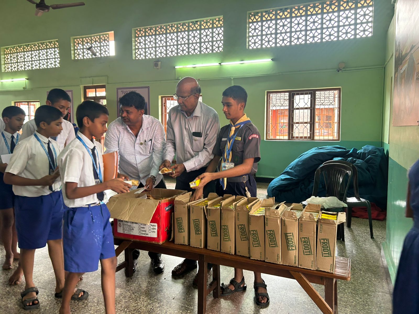 Refreshment On the occasion of the 14th State Road Safety Week