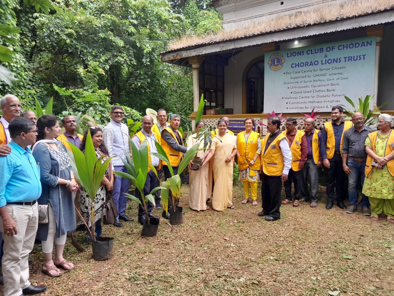 Twinning activity of Lions Club of Chodan and Mapusa Elite 