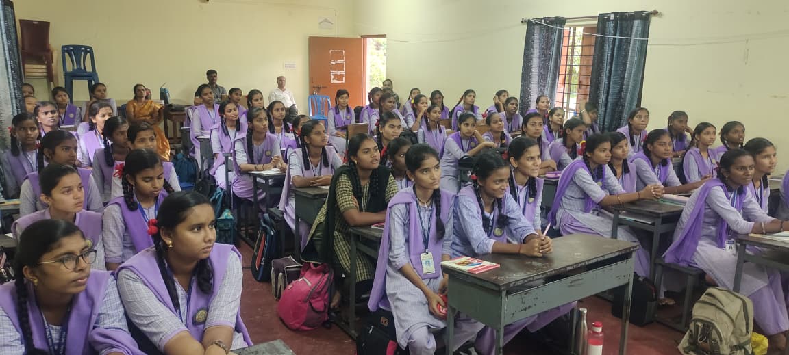 Youth day Celebration in ilkal lions club.