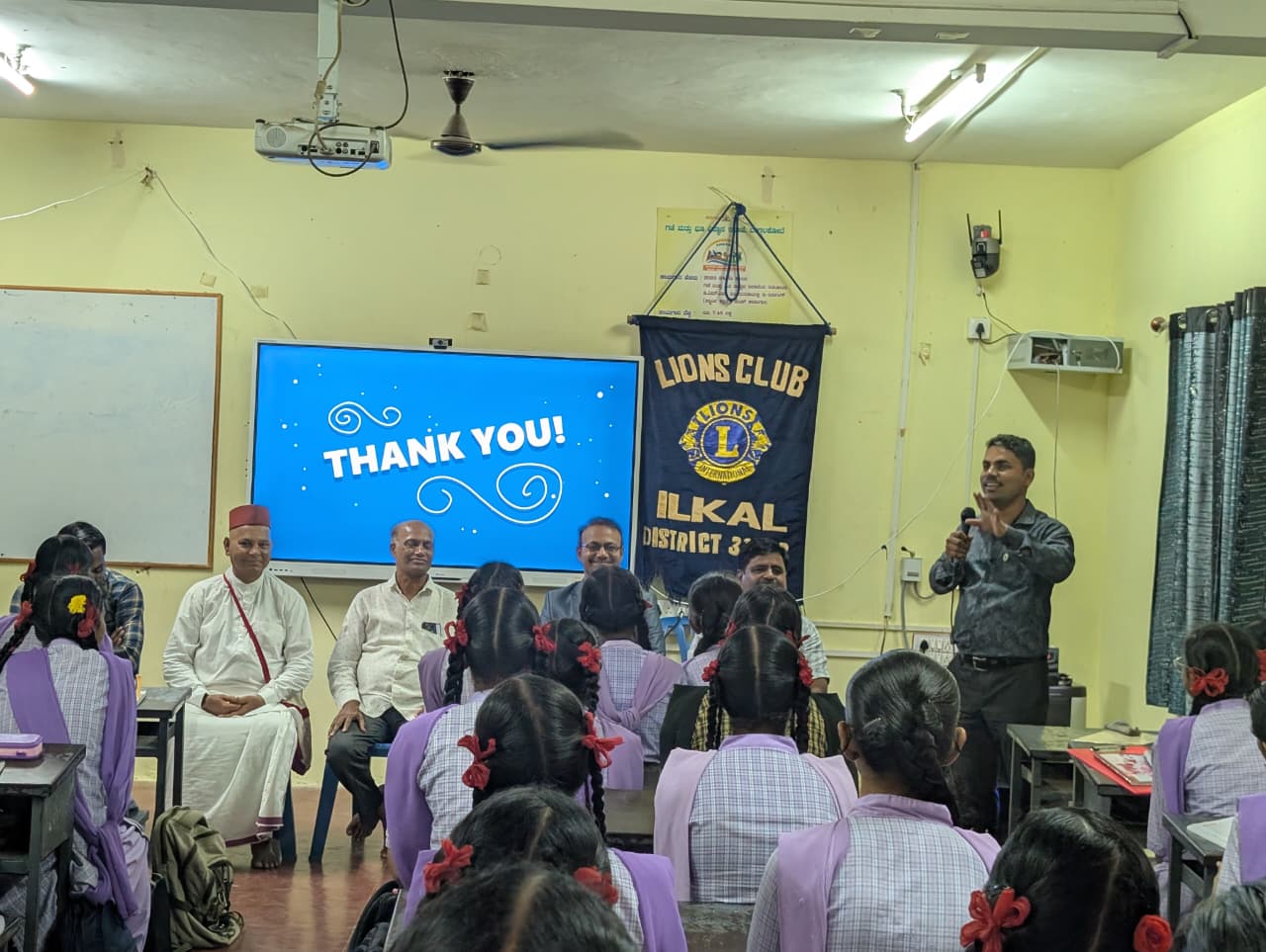 Youth day Celebration in ilkal lions club.
