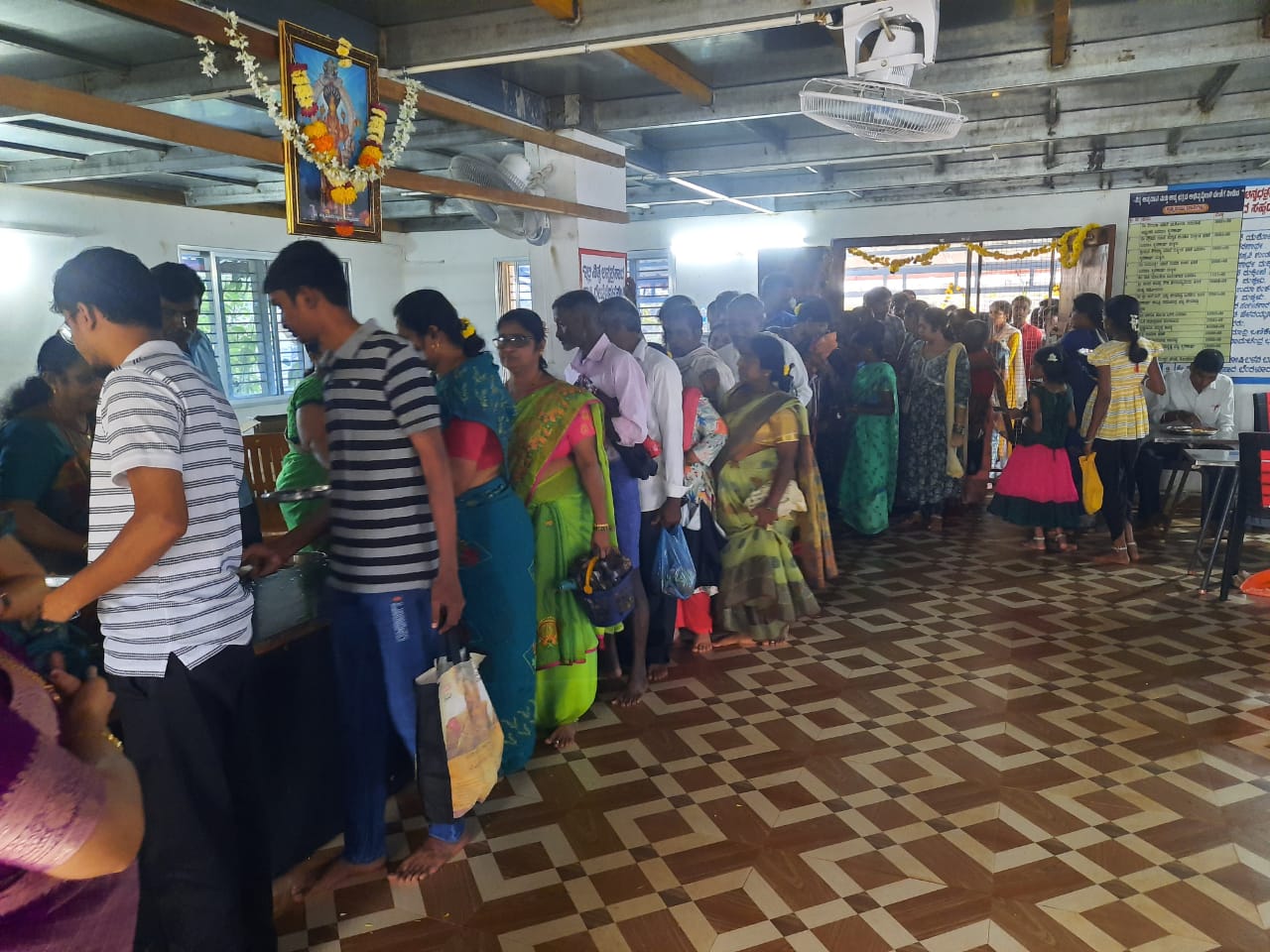 FOOD DISTRICBUTION TO RAIN AFFECTED AREA PEOPLE