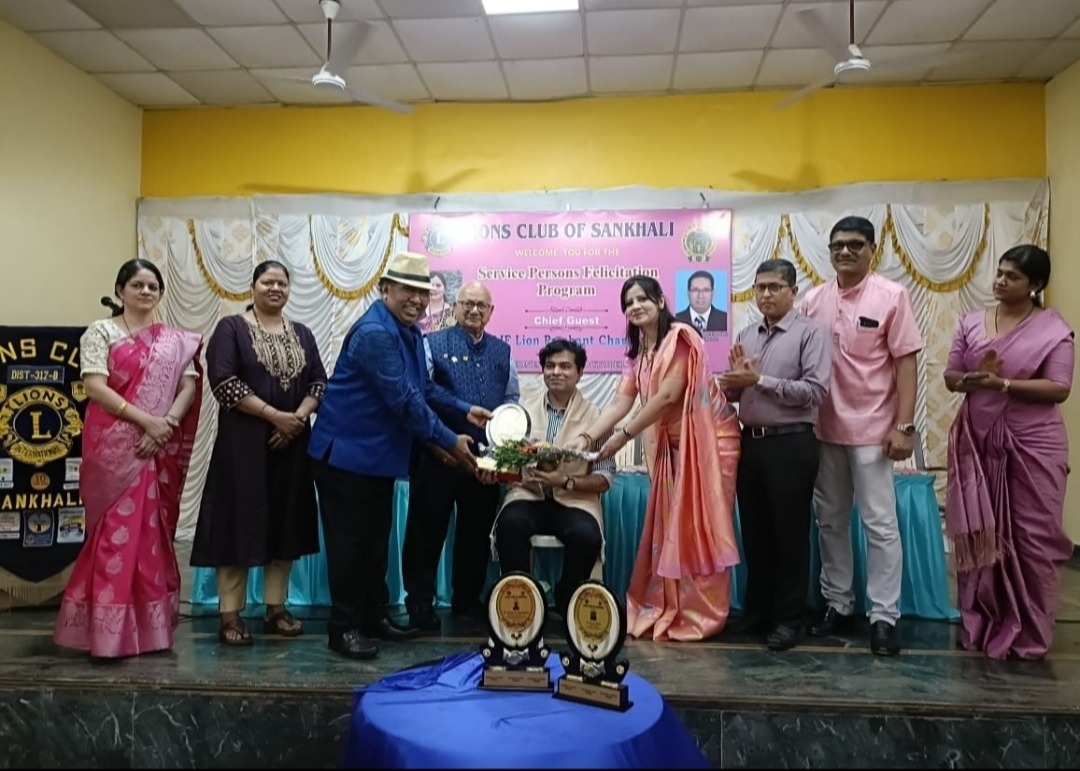 Lions Club of Sankhali Felicitated three Service Personal 