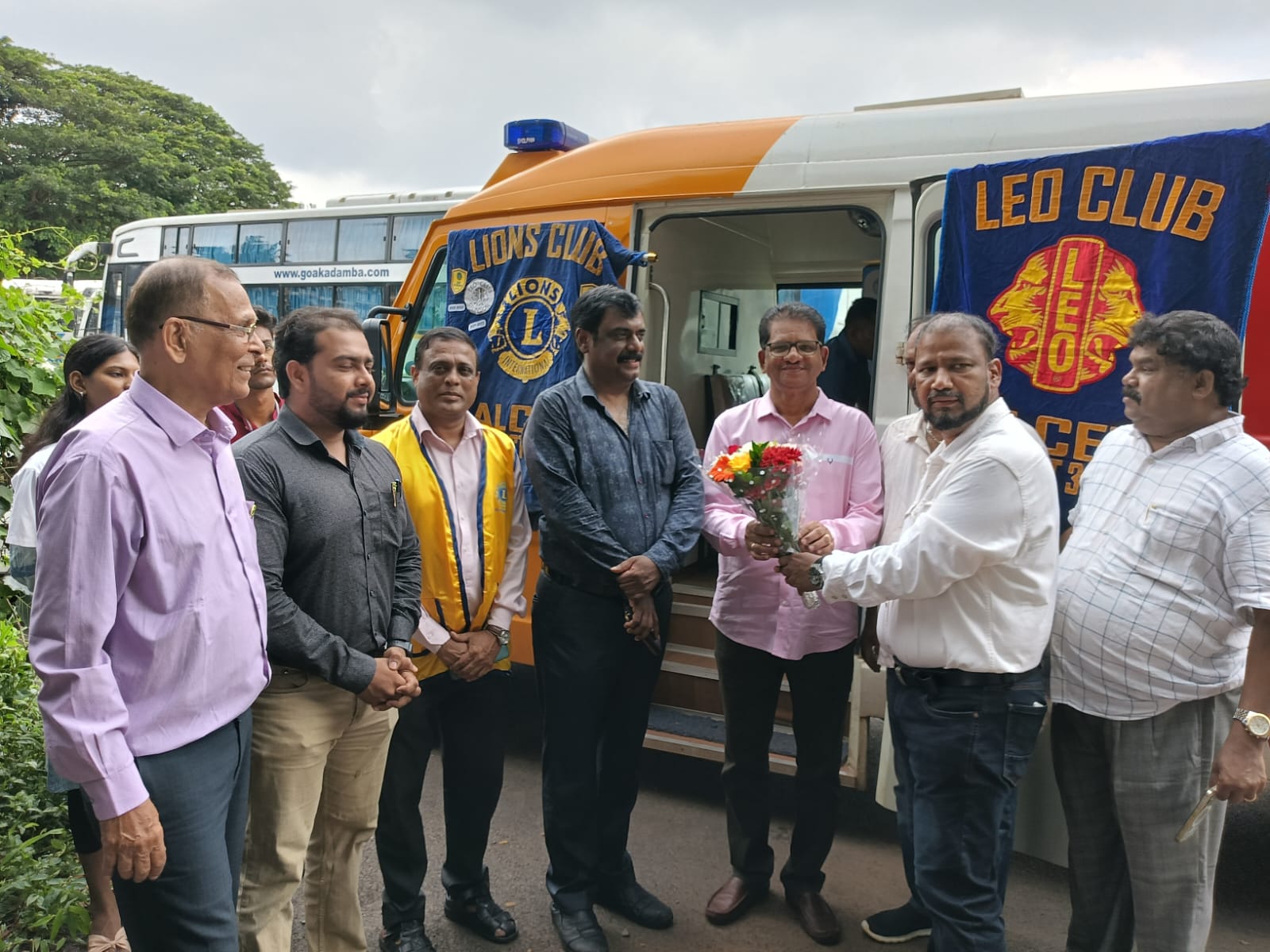 Visited Lions Club of Salcete With MHW HEaring Aid to KTCL Conductors and Drivers with stage to Work Place