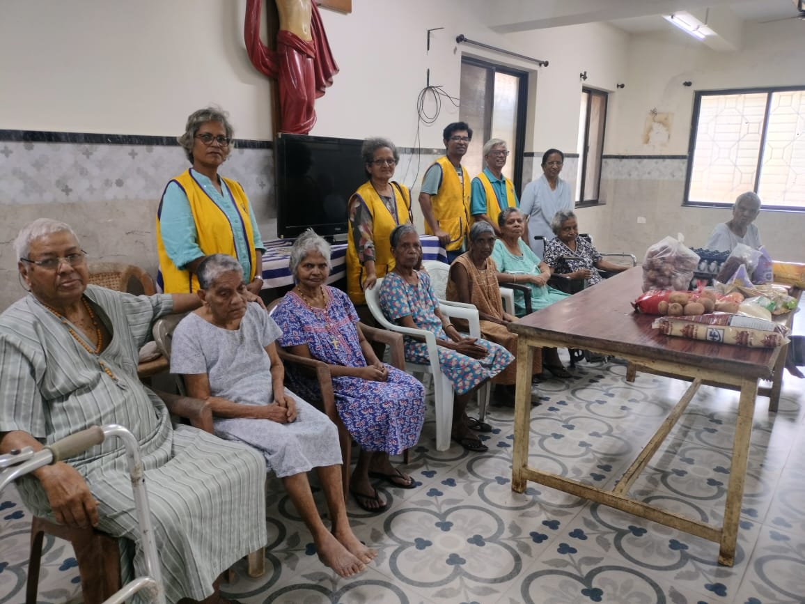 Visit and food Rations to old aged home in CHorao
