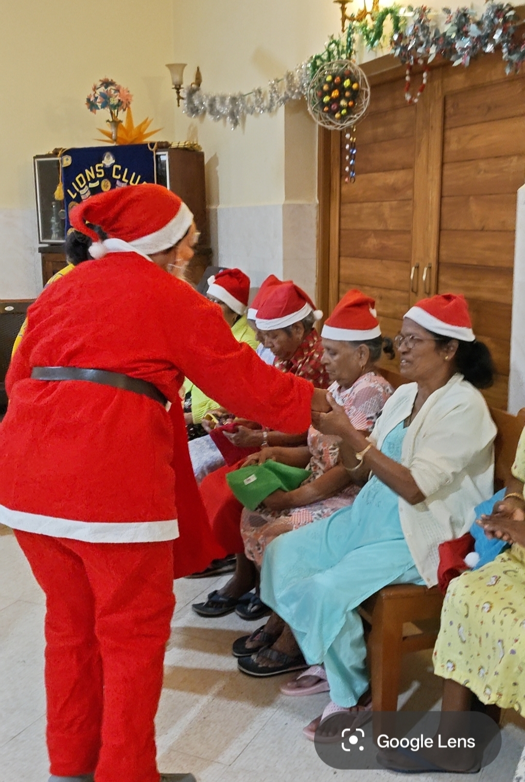 Lions club of Panjim celebrated Christmas with the inmates of St John of God, Home for the Aged