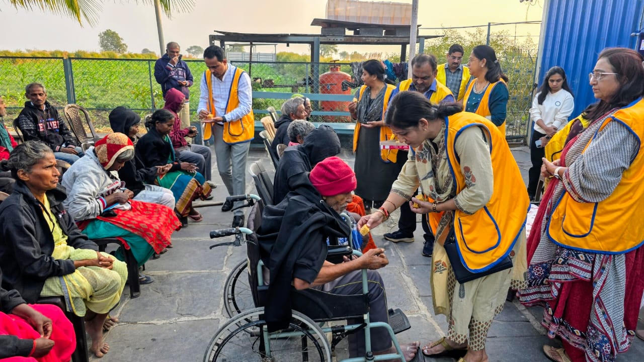 22nd December 2025 , we, the P S T of the Lions Club of Hubli City , along with Lion and Lady Lion members of our club , successfully organized a Winter Clothes Donation Drive at Elite Trust Old Age Home, Mantur Road, Hubli .