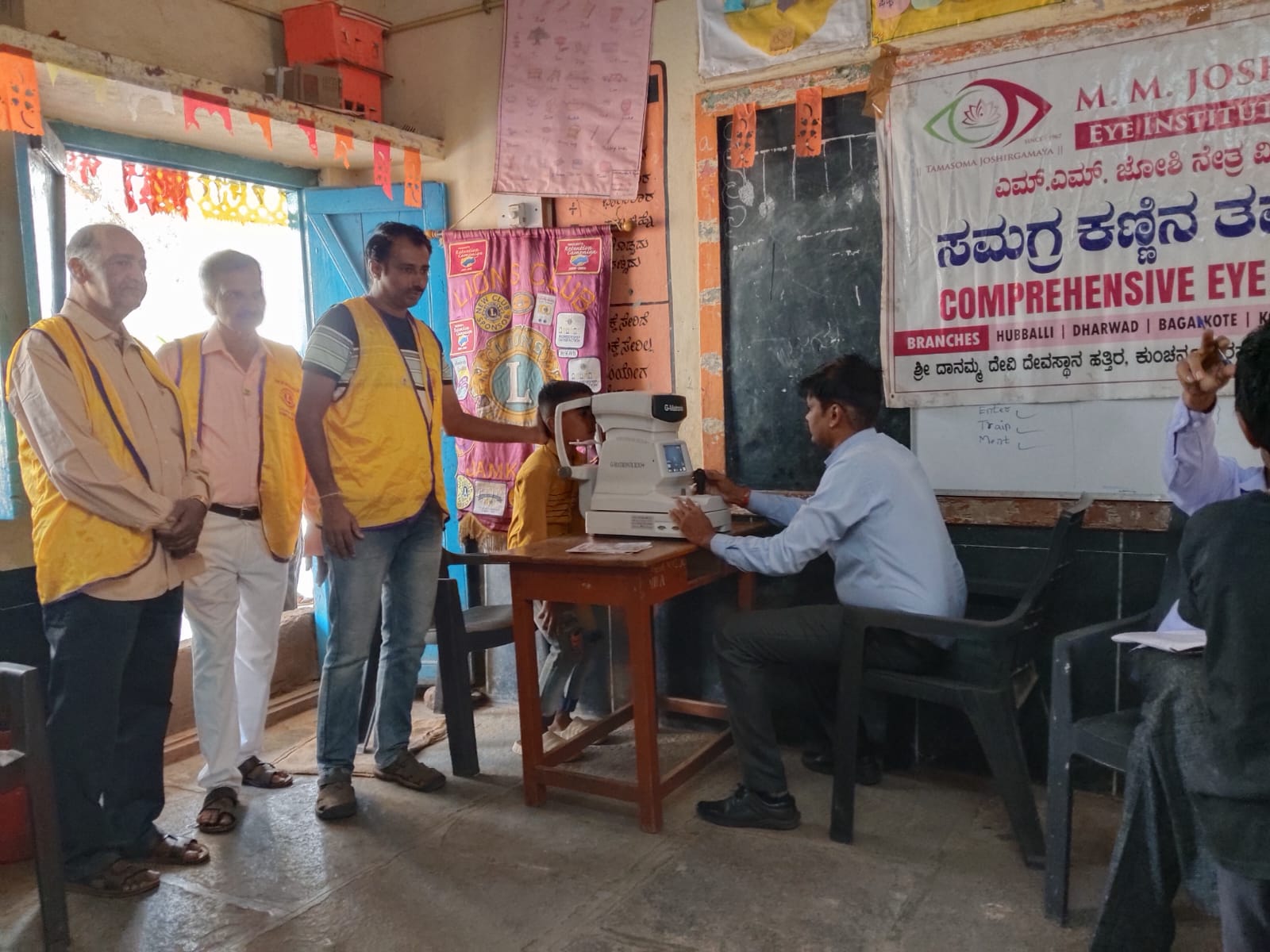 Free Eye Testing Camp in Nutan Vidyalaya school