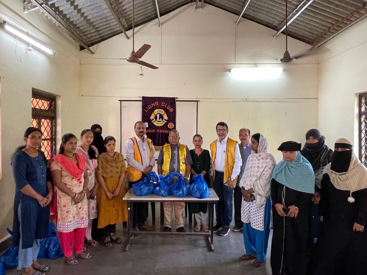  Lions Club of Margao Ravanfond  extended distribution of food packets to needy parents of one school at Cuncolim