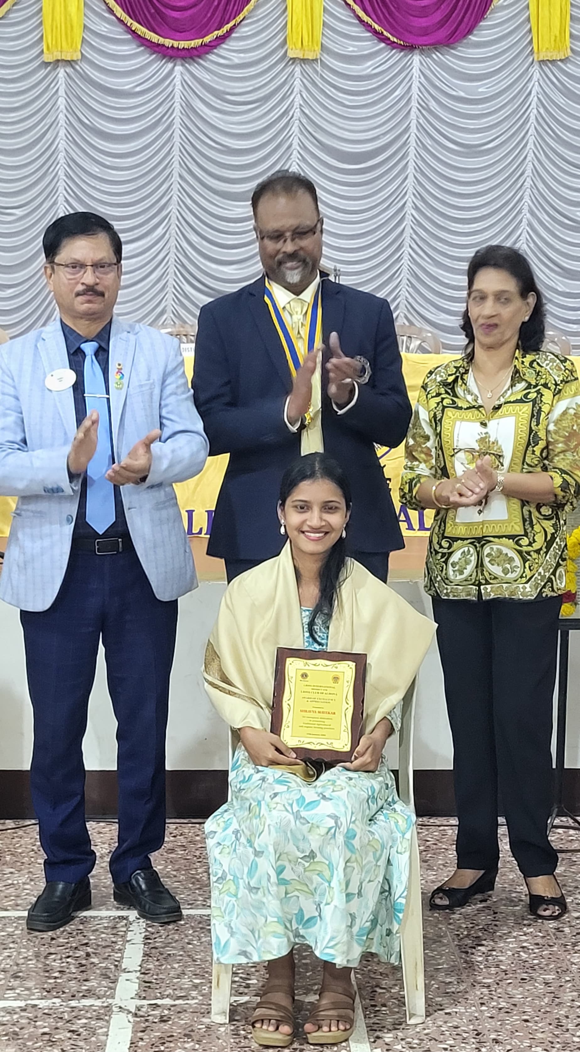 Felicitations of special/outstanding persons from the community on occasion of DG visit