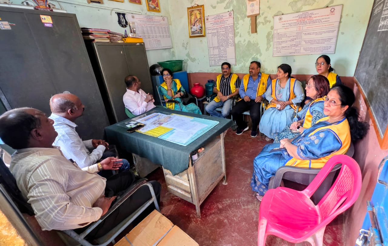 On 5th January 2026 , we, the P S T of the Lions Club of Hubli City , along with our Lion Ladies Members , carried out our planned Hunger Relief Week service activity at Vajpayee Nagar Government School, Tarihal, Hubli .