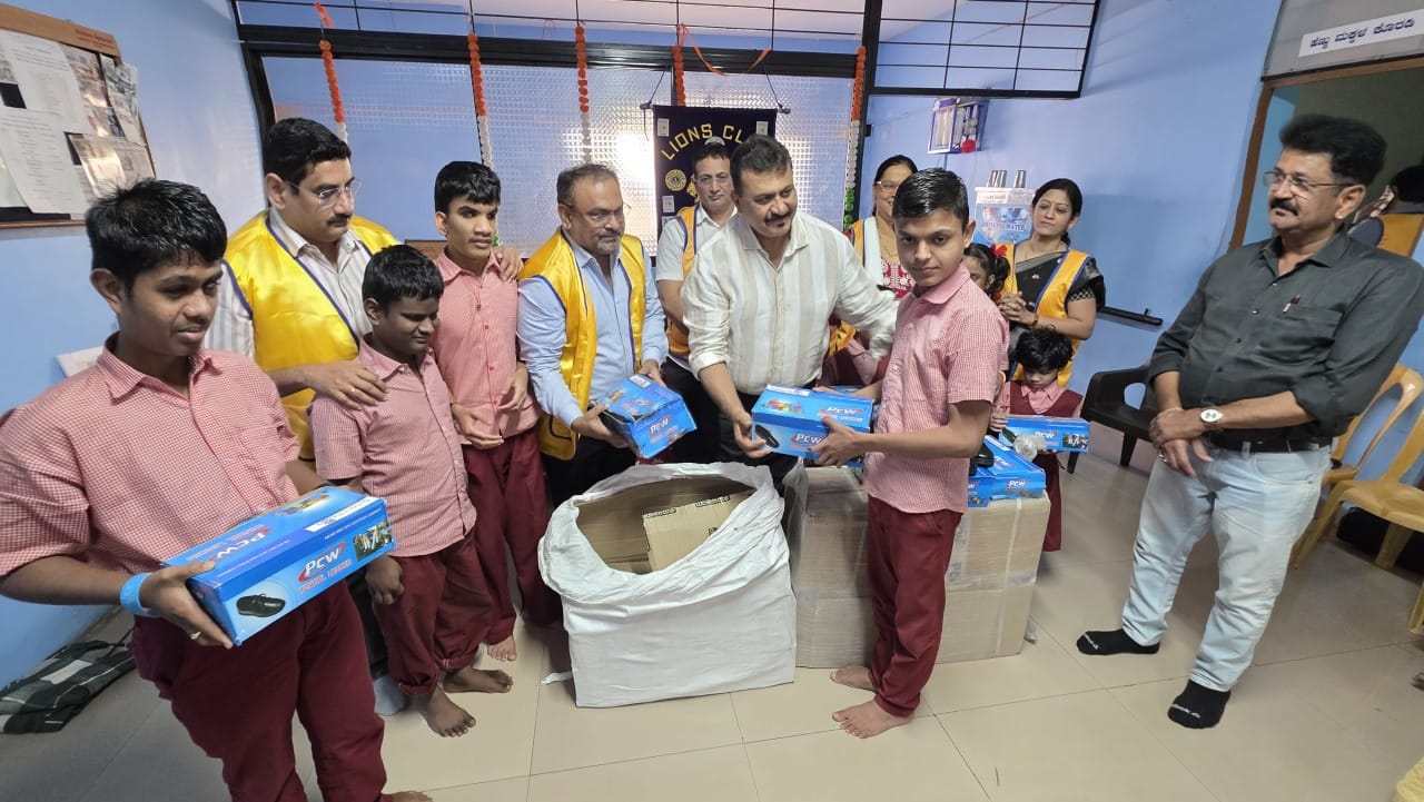 12th January 2026 , we, the P S T of the Lions Club of Hubli City As part of this meaningful initiative, we visited Arooda School for Blind Children, Anandnagar, Hubli and donated: 50 pairs of School Shoes worth ₹9,000/-