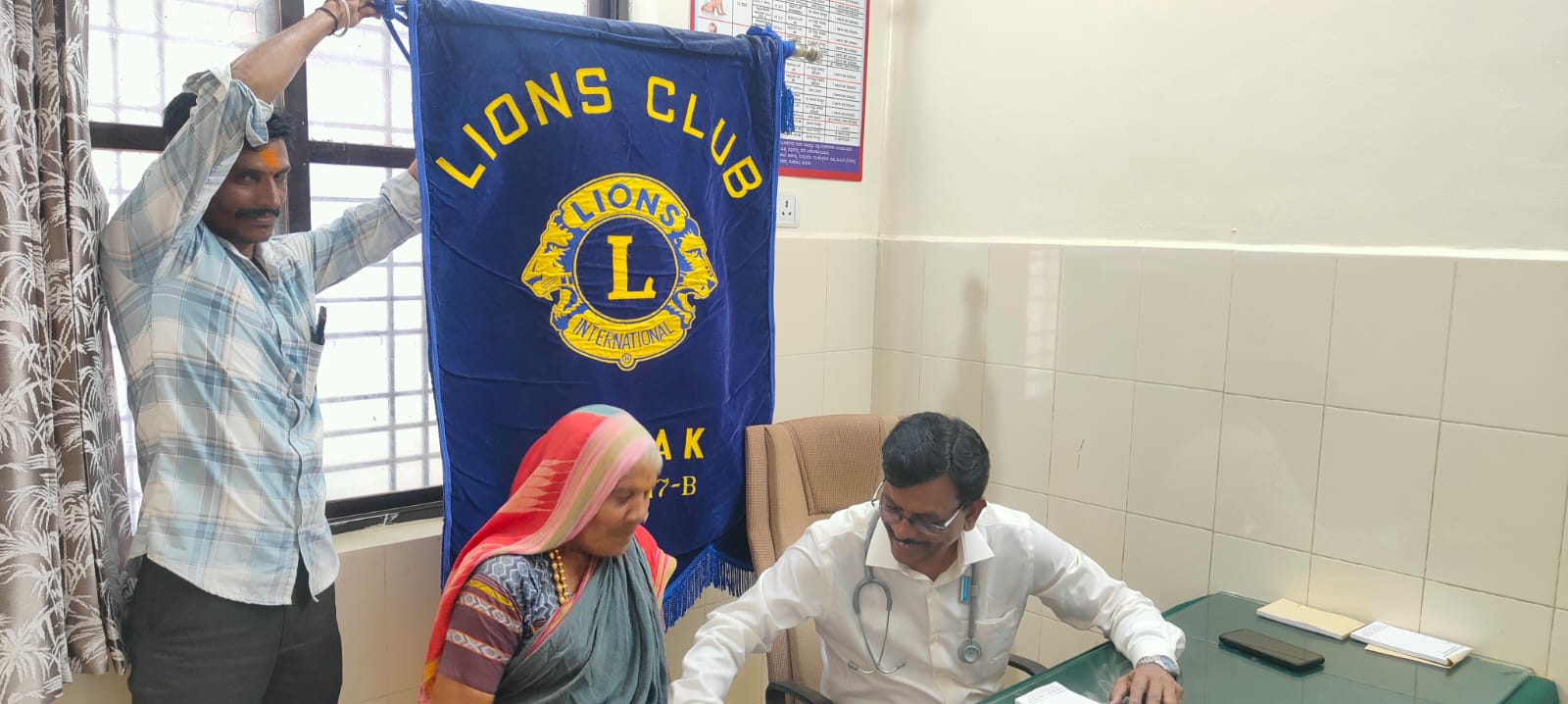 HEALTH CHECKUP AND KNEE JOINTS CHECKUP CAMP