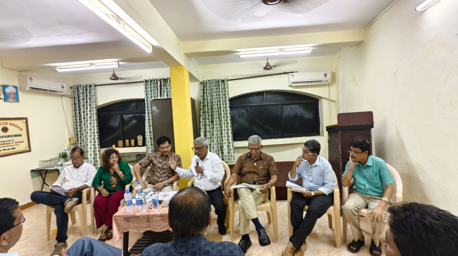 Special meeting called by District Governor 