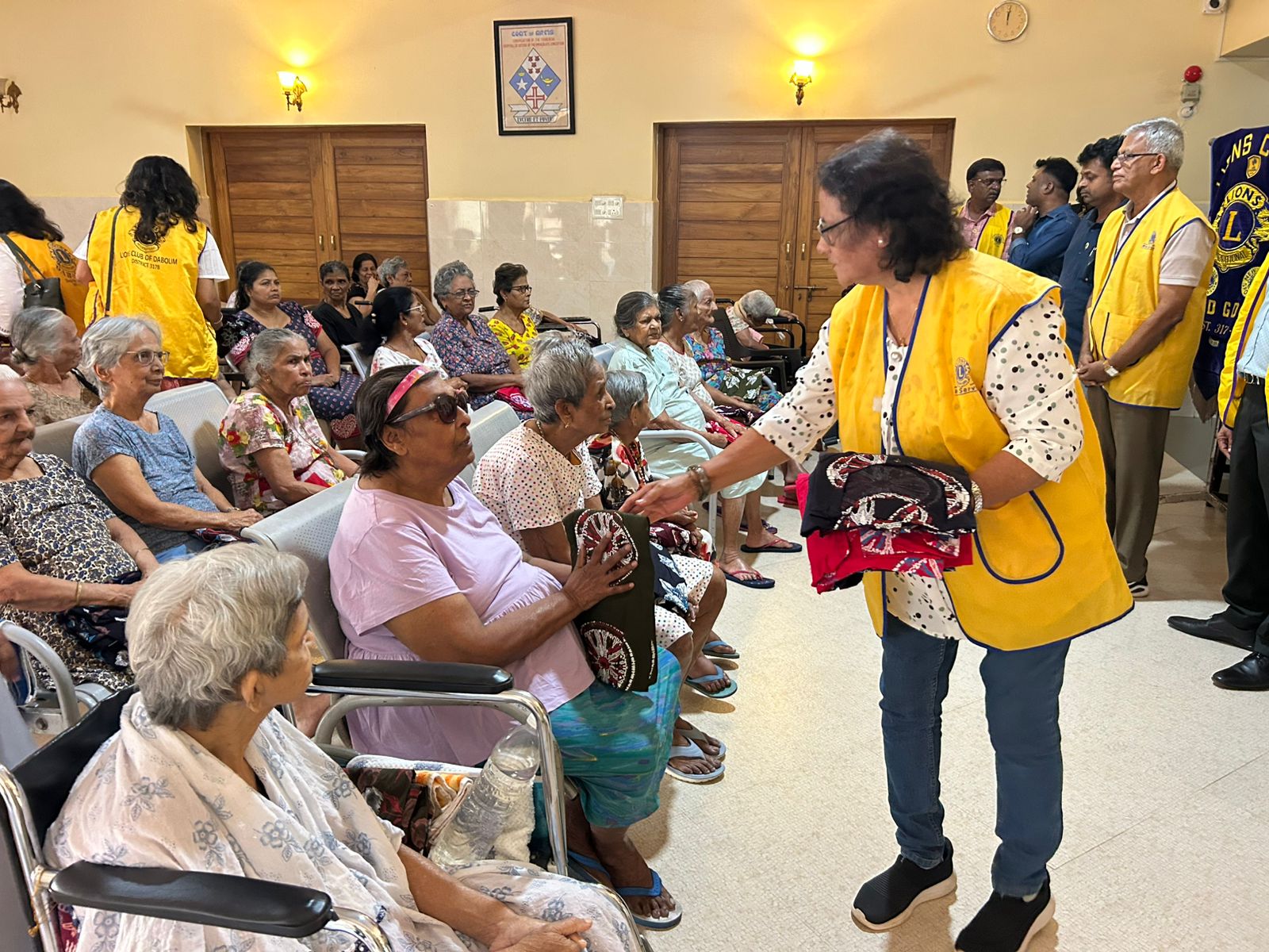 Clothes were distributed to inmates and staff of Home for Senior Citizens, Franciscan Hospitaller Sisters, Old Goa twining activity along with LC Dabolim