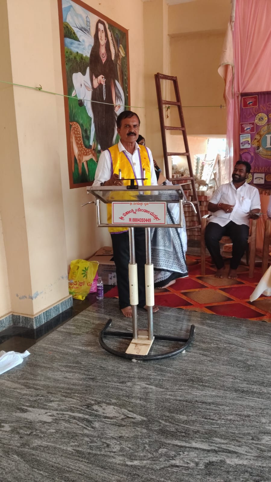 Dr.M .P.Tanappagol speak about service activities of Lions Club