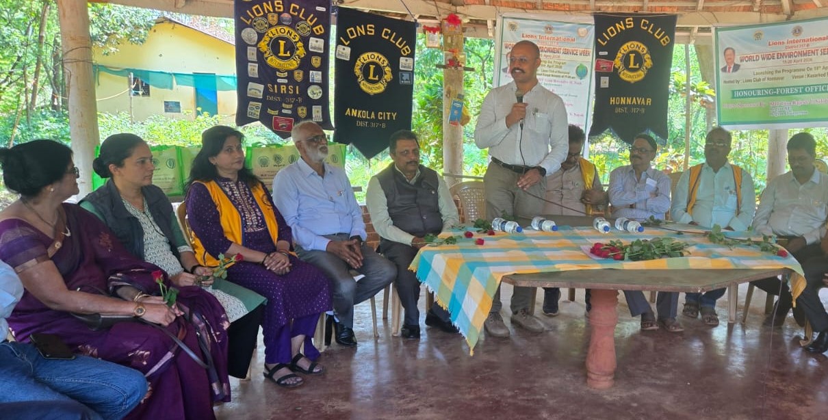 Launching WWW of Environmental Service