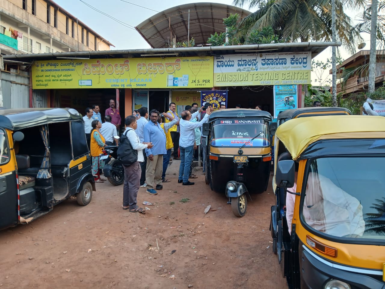 WORLDWIDE ENVIORNMENT SERVICE WEEK BY LIONS CLUB OF SIRSI. ATTENDED AS ZC