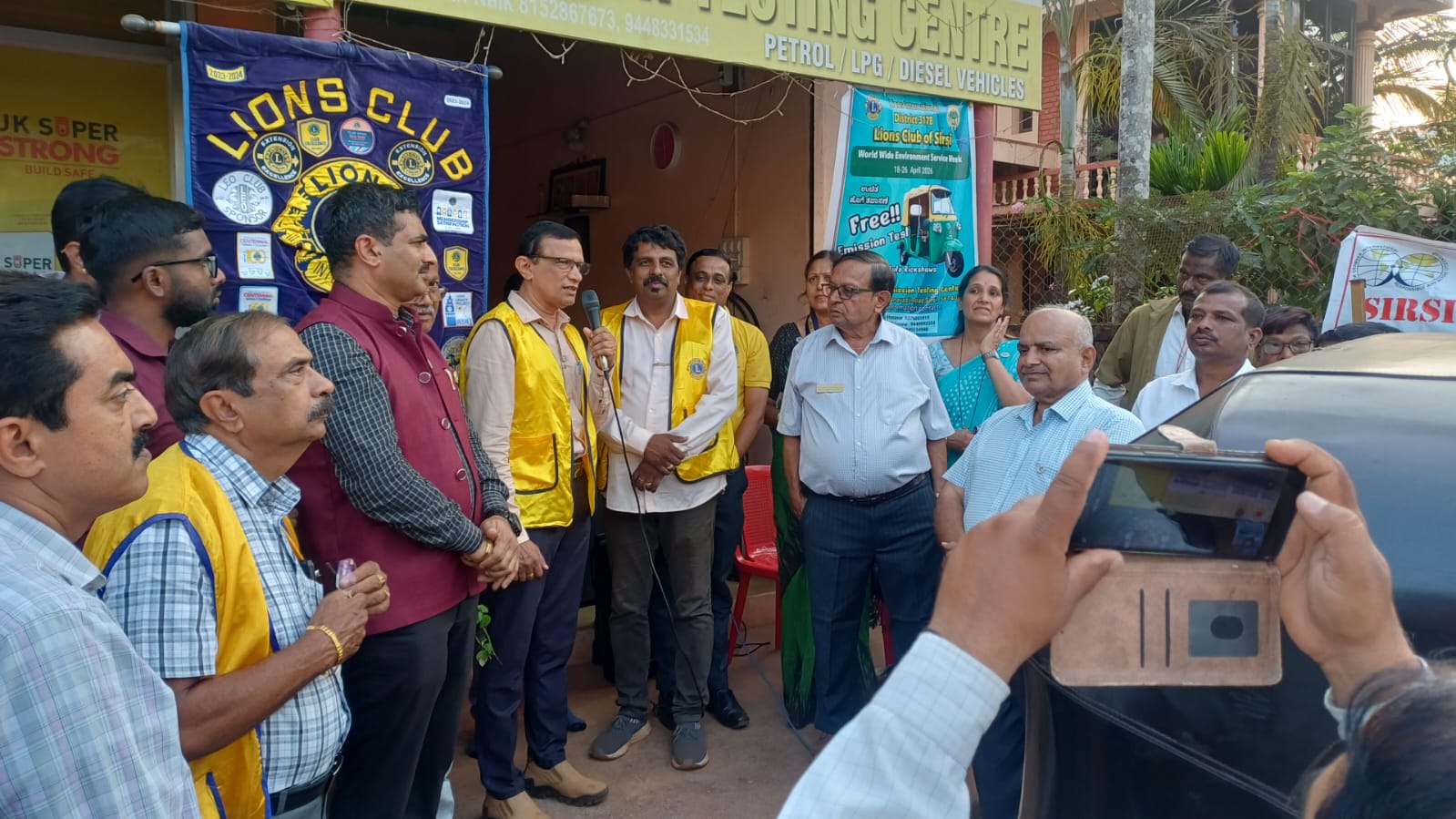 WORLDWIDE ENVIORNMENT SERVICE WEEK BY LIONS CLUB OF SIRSI. ATTENDED AS ZC