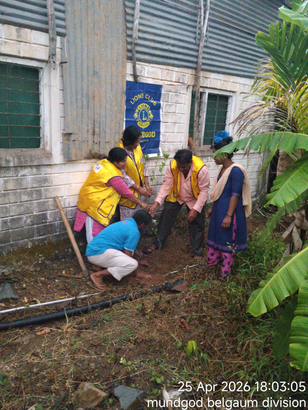 WORLDWIDE ENVIORNMENT SERVICE WEEK BY LIONS CLUB OF MUNDGOD