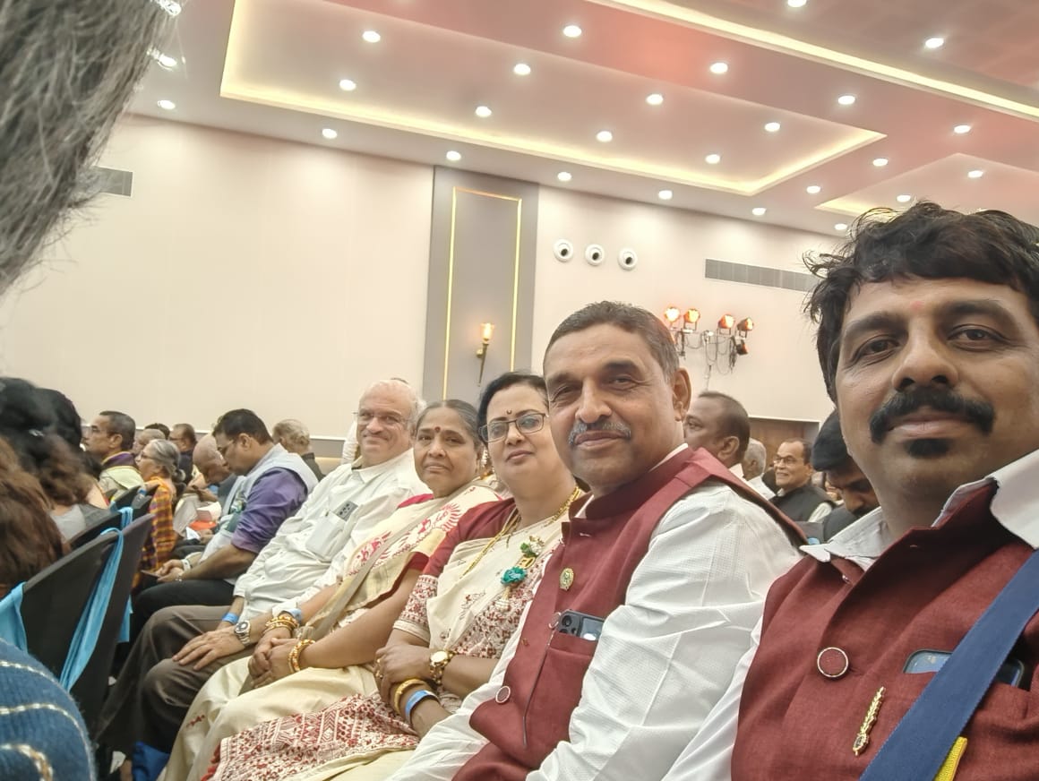 13 MEMBERS REGISTERED & PARTICIPATED IN DISTRICT ANNUAL CONVENTION/BANNER PRESENTATION AND VOTING